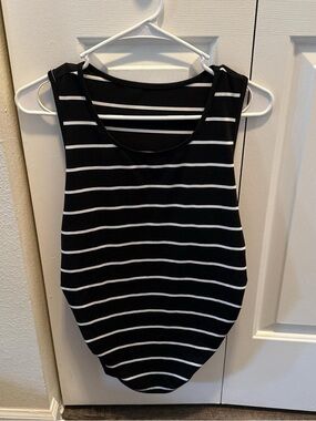 SHEIN Black and White Striped Short Sleeve Tee